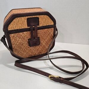 Island Imports Woven Straw Leather‎ Crossbody Bag Vintage Hardshell Purse